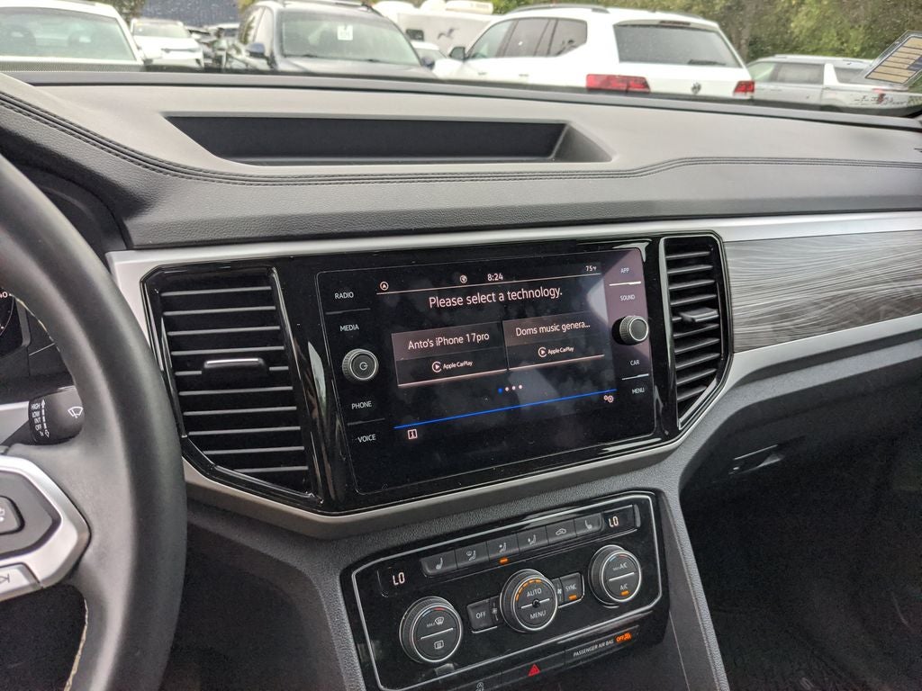 2022 Volkswagen Atlas Cross Sport 3.6L V6 SE w/Technology