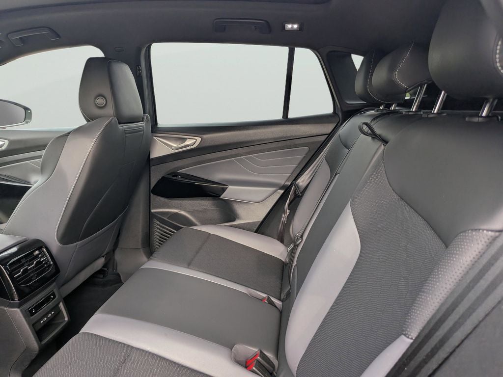 2023 Volkswagen ID.4 Pro S Plus