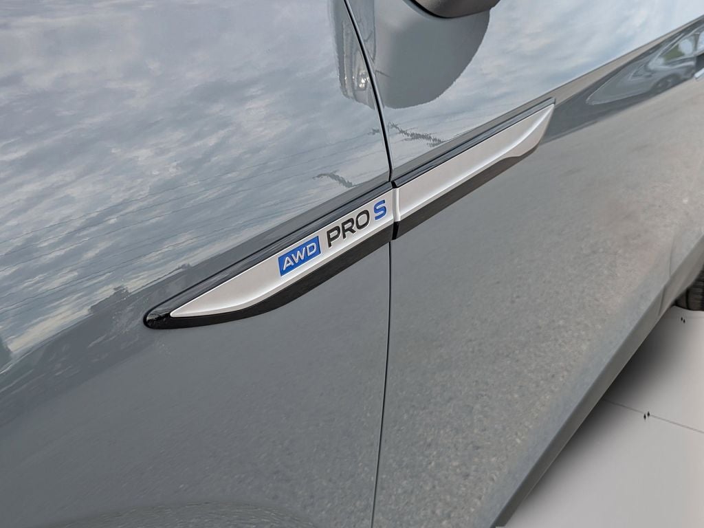 2023 Volkswagen ID.4 Pro S Plus