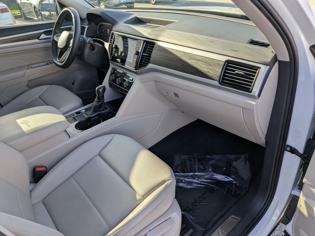 2023 Volkswagen Atlas 2.0T SE w/Technology