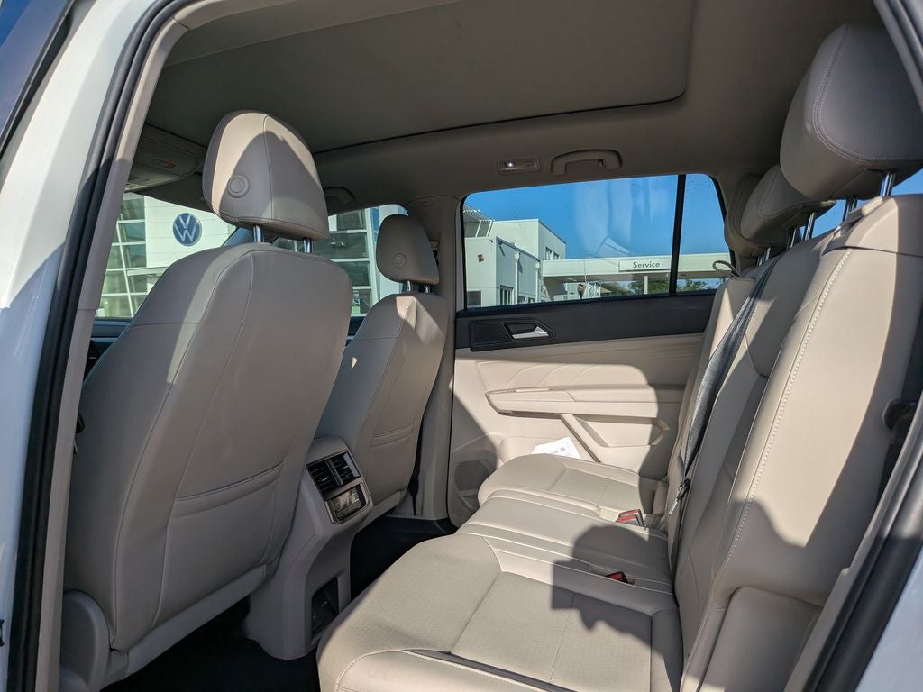 2023 Volkswagen Atlas 2.0T SE w/Technology