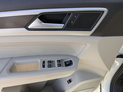 2023 Volkswagen Atlas 2.0T SE w/Technology