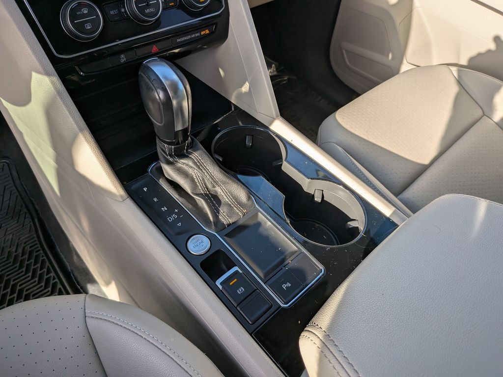 2023 Volkswagen Atlas 2.0T SE w/Technology