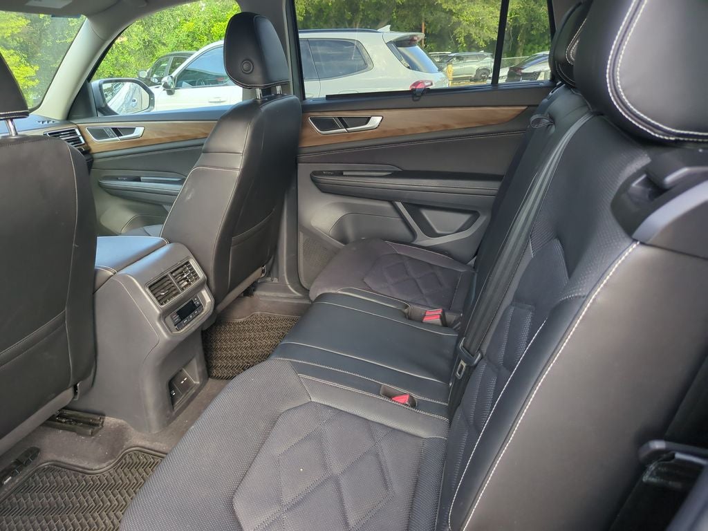 2024 Volkswagen Atlas 2.0T SE w/Technology