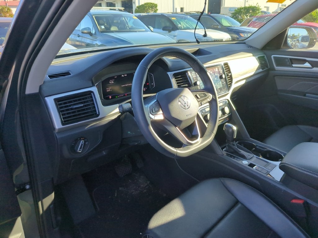 2022 Volkswagen Atlas 3.6L V6 SE w/Technology