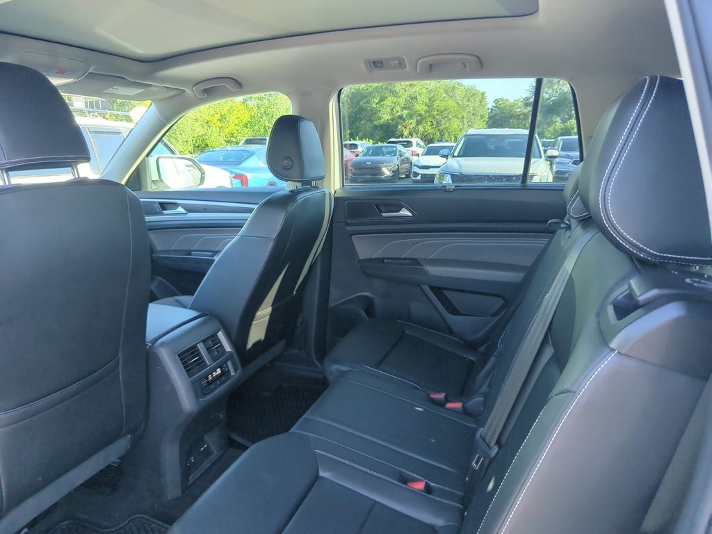 2023 Volkswagen Atlas 3.6L V6 SE w/Technology