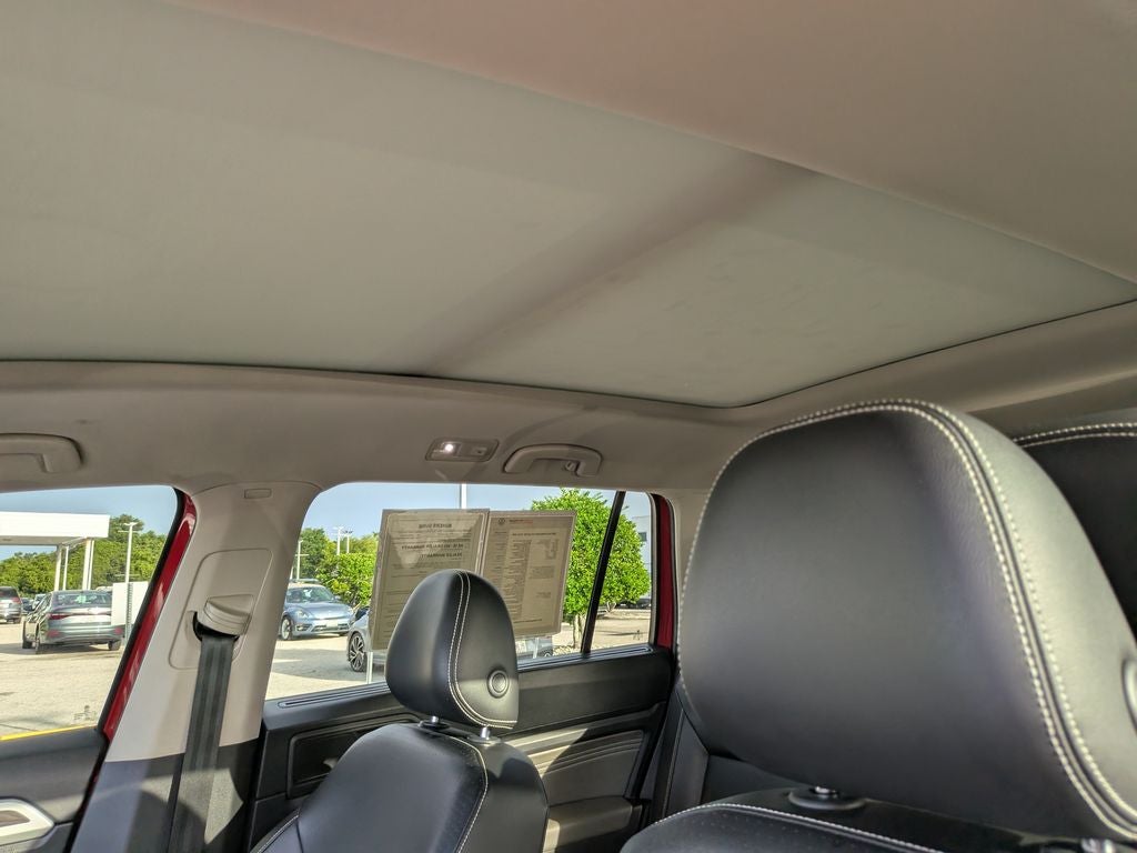 2022 Volkswagen Atlas 3.6L V6 SE w/Technology