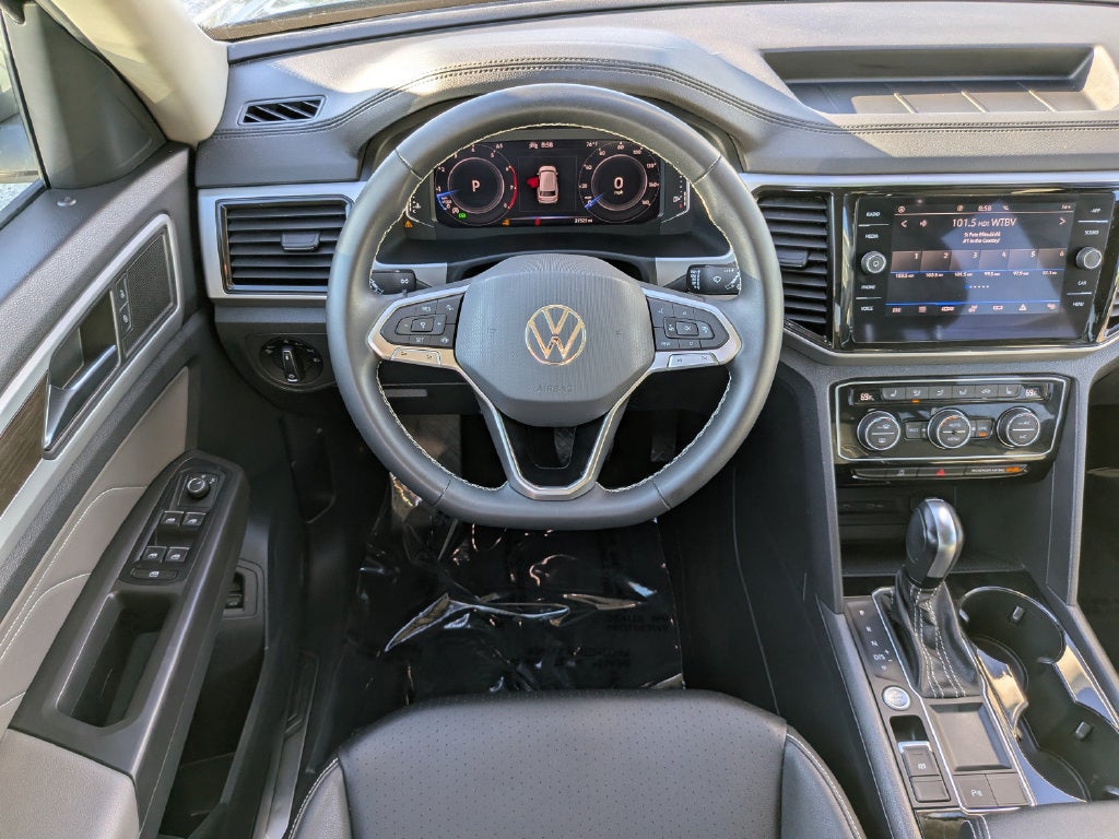 2023 Volkswagen Atlas 3.6L V6 SE w/Technology