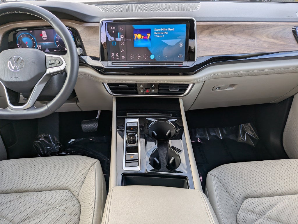 2024 Volkswagen Atlas 2.0T SE w/Technology