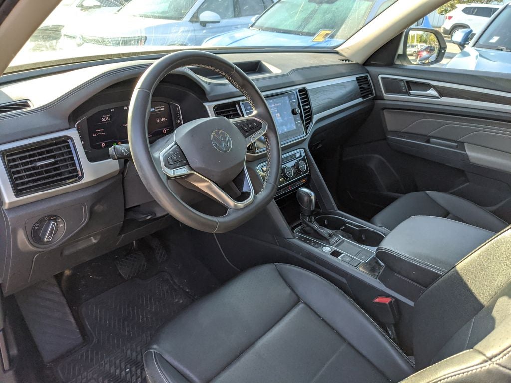 2023 Volkswagen Atlas 3.6L V6 SE w/Technology