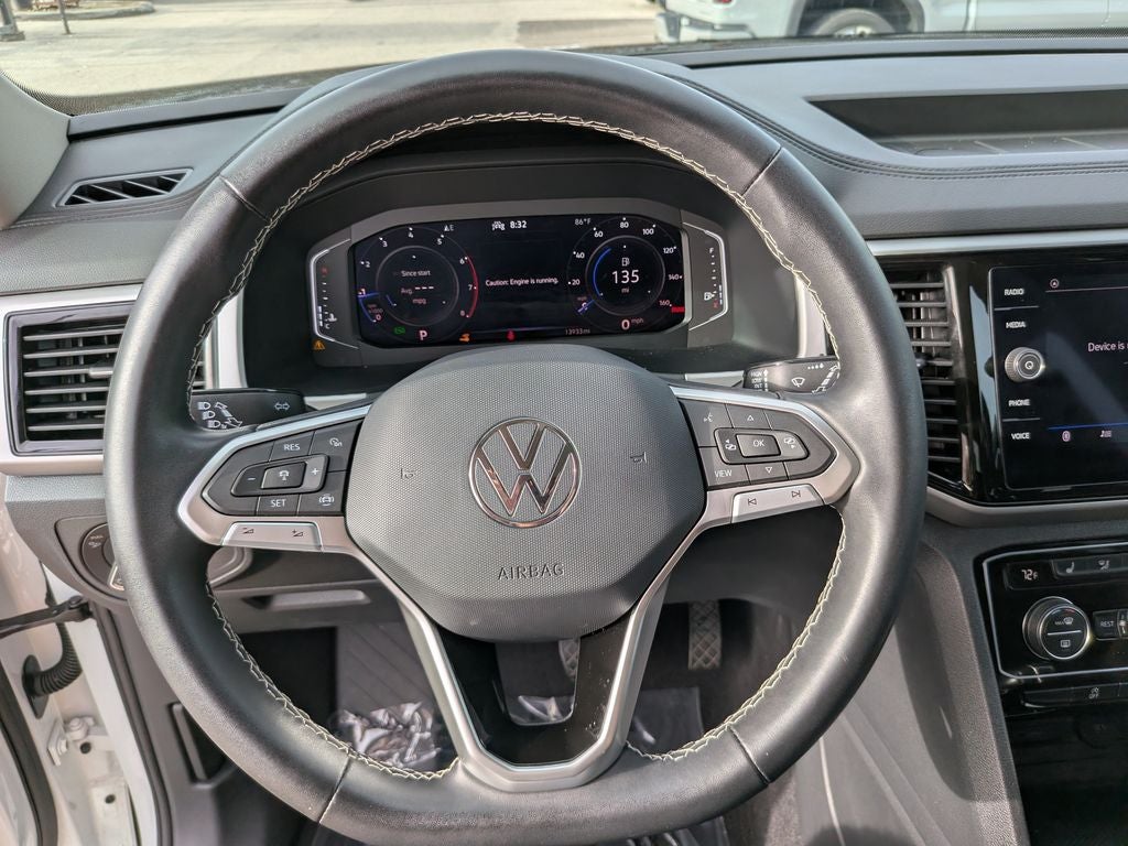 2023 Volkswagen Atlas 3.6L V6 SE w/Technology