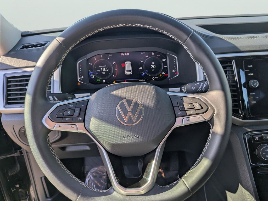 2023 Volkswagen Atlas 3.6L V6 SE w/Technology