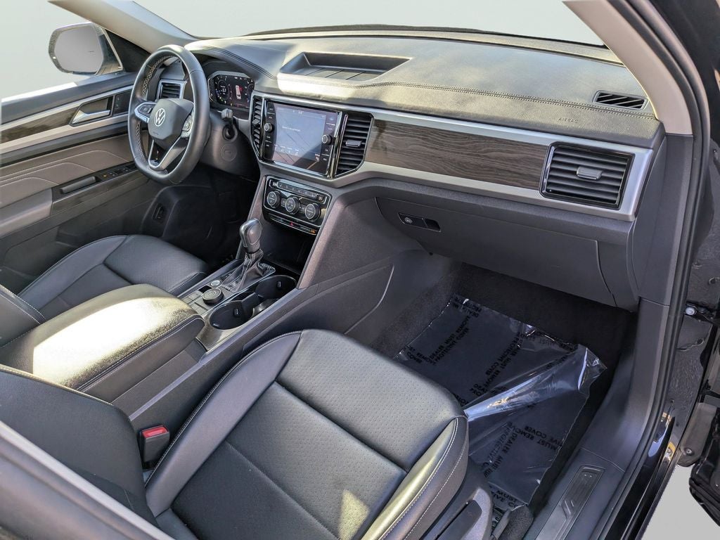 2022 Volkswagen Atlas 3.6L V6 SE w/Technology