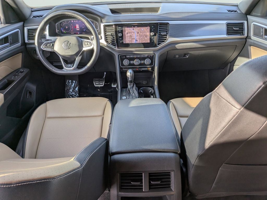 2022 Volkswagen Atlas Cross Sport 2.0T SEL R-Line