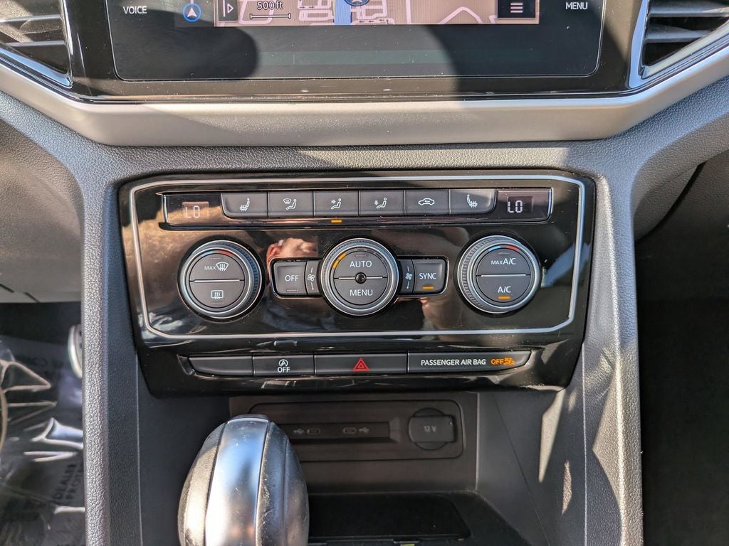 2022 Volkswagen Atlas Cross Sport 2.0T SEL R-Line