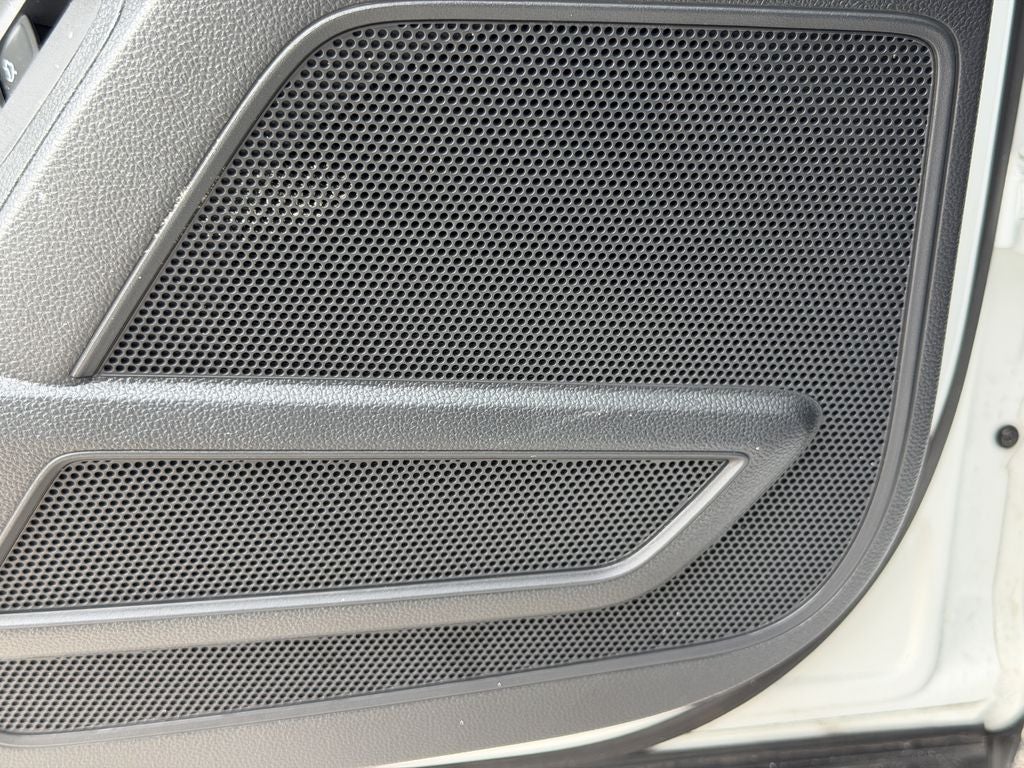 2023 Volkswagen Atlas Cross Sport 3.6L V6 SEL R-Line