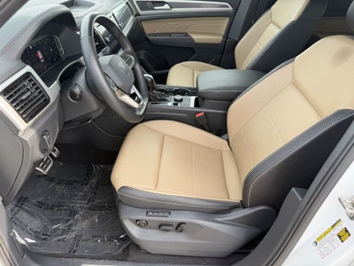 2023 Volkswagen Atlas Cross Sport 3.6L V6 SEL R-Line