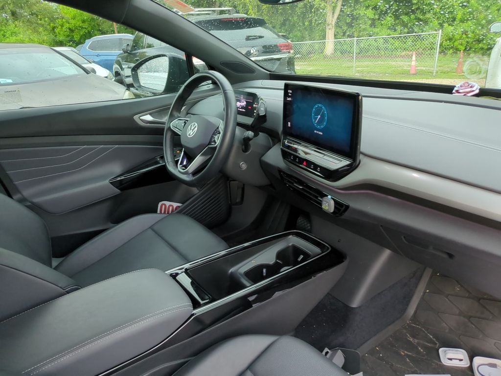 2023 Volkswagen ID.4 Pro