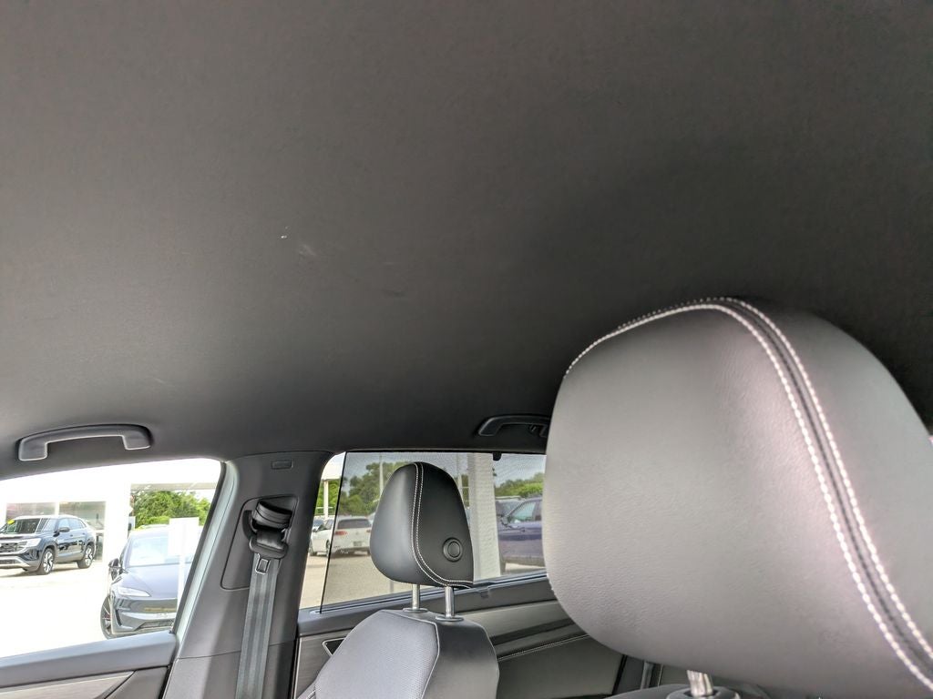 2026 Volkswagen Atlas Cross Sport SE w/Technology