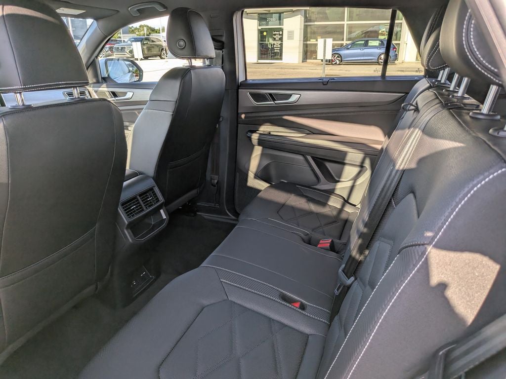 2026 Volkswagen Atlas Cross Sport SE w/Technology