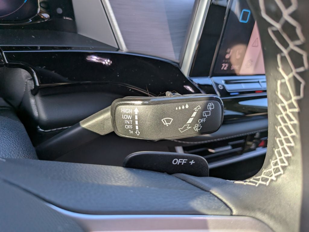 2026 Volkswagen Atlas Cross Sport SE w/Technology