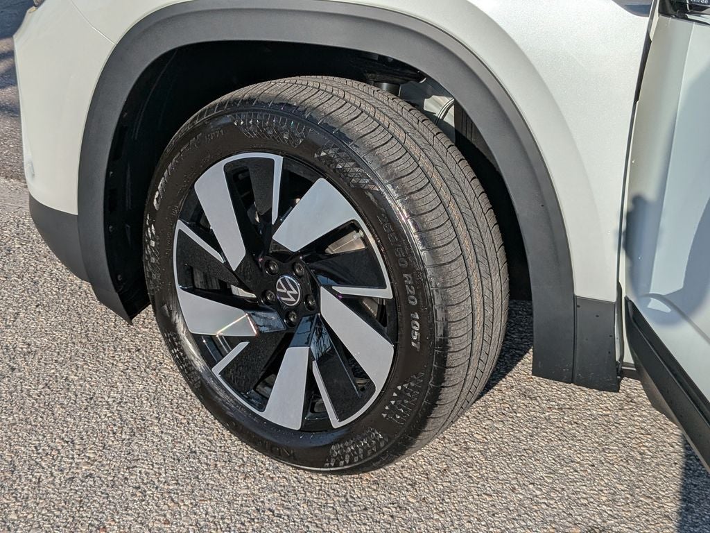 2026 Volkswagen Atlas Cross Sport SE w/Technology