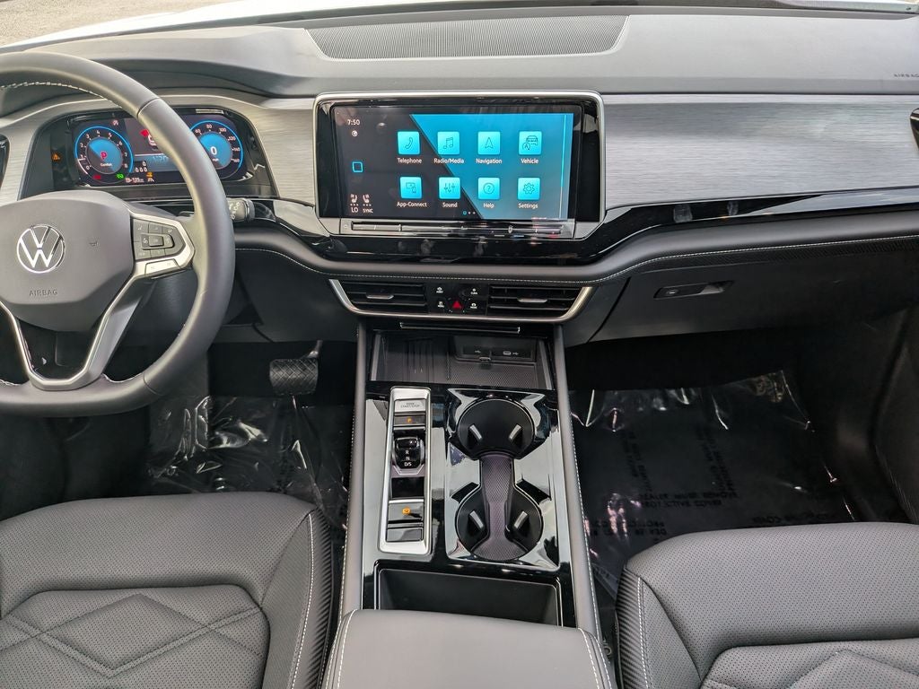 2026 Volkswagen Atlas Cross Sport SE w/Technology