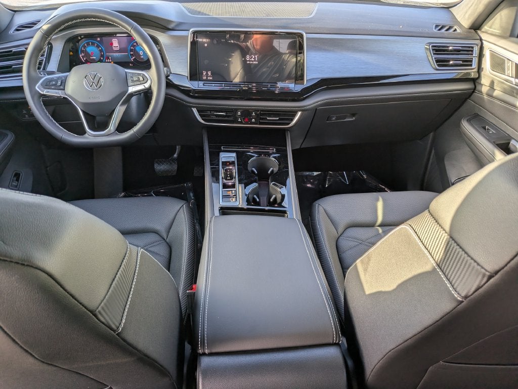 2026 Volkswagen Atlas Cross Sport SE w/Technology