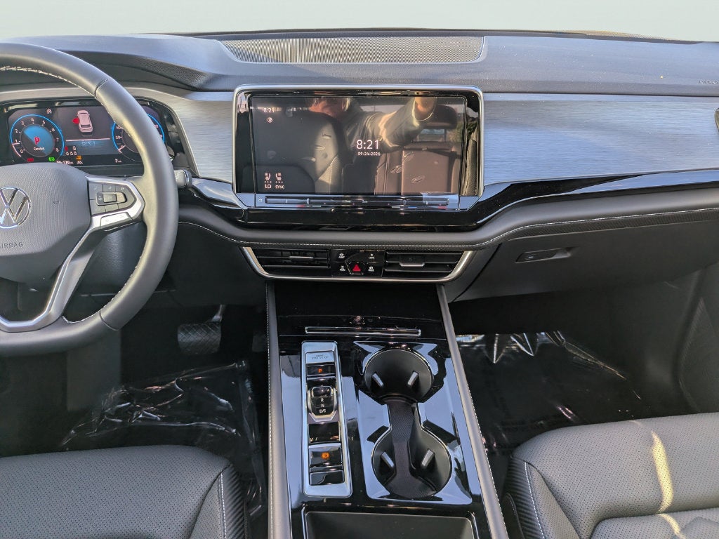 2026 Volkswagen Atlas Cross Sport SE w/Technology