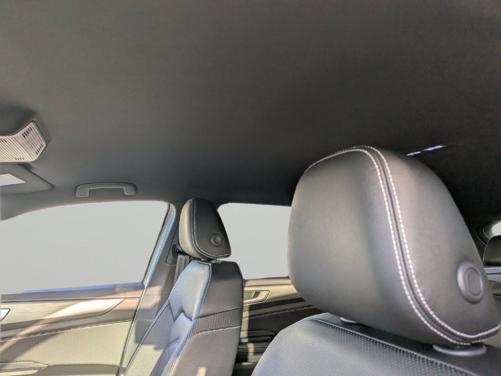 2026 Volkswagen Atlas Cross Sport SE w/Technology