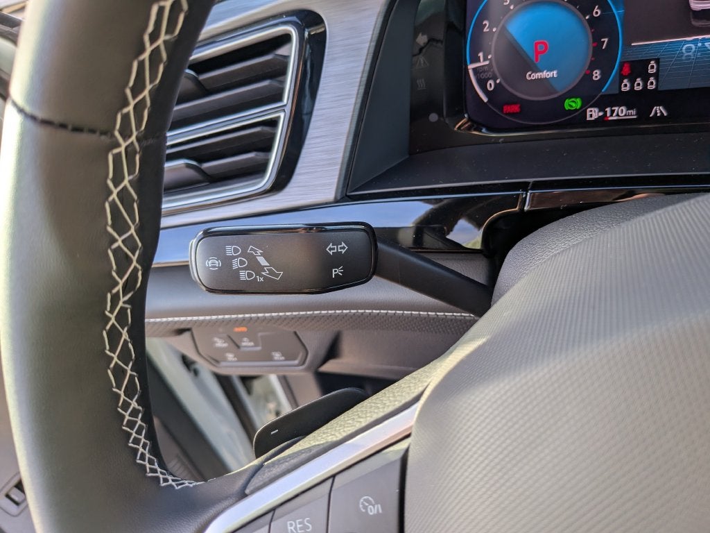 2026 Volkswagen Atlas Cross Sport SE w/Technology