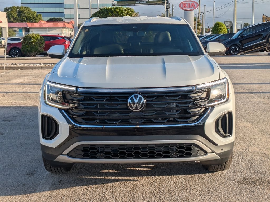 2026 Volkswagen Atlas Cross Sport SE w/Technology