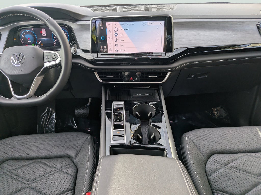 2026 Volkswagen Atlas Cross Sport SE w/Technology