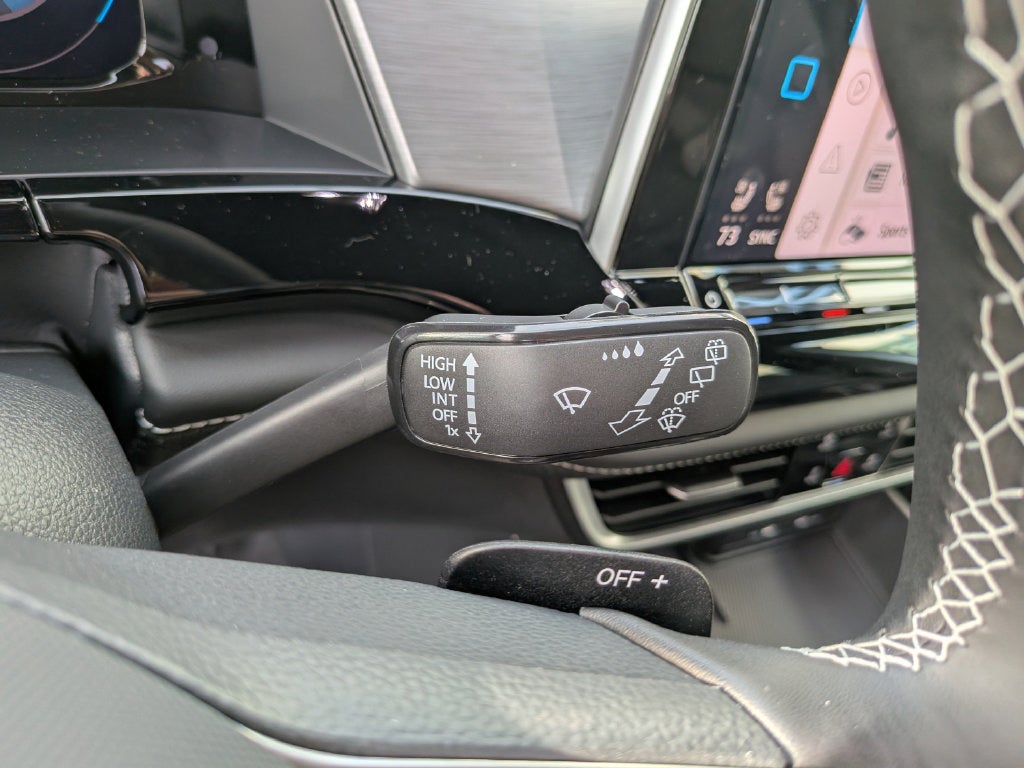 2026 Volkswagen Atlas Cross Sport SE w/Technology