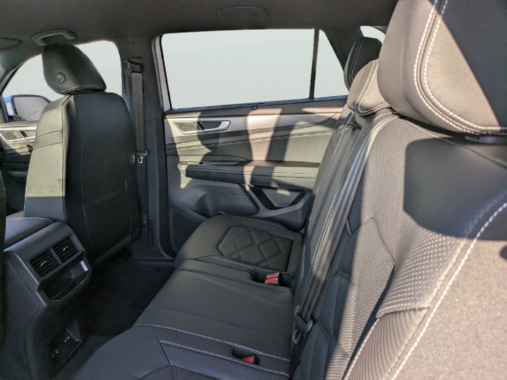 2026 Volkswagen Atlas Cross Sport SE w/Technology