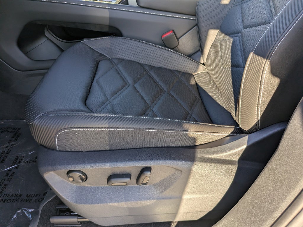 2026 Volkswagen Atlas Cross Sport SE w/Technology