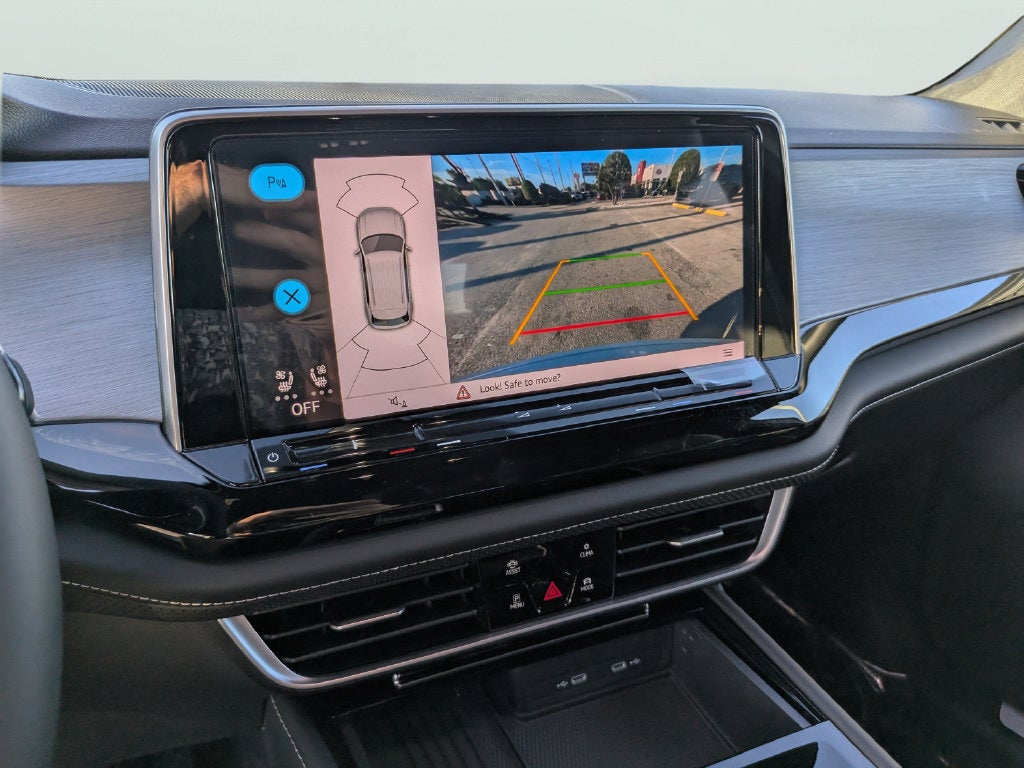 2026 Volkswagen Atlas Cross Sport SE w/Technology