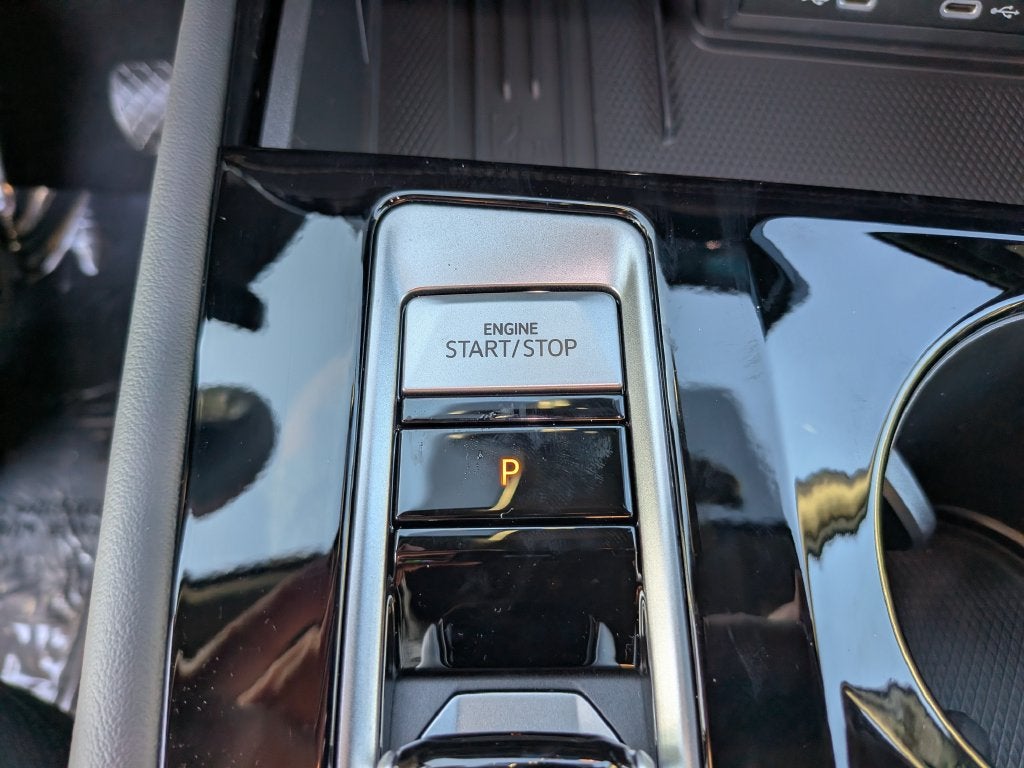 2026 Volkswagen Atlas Cross Sport SE w/Technology