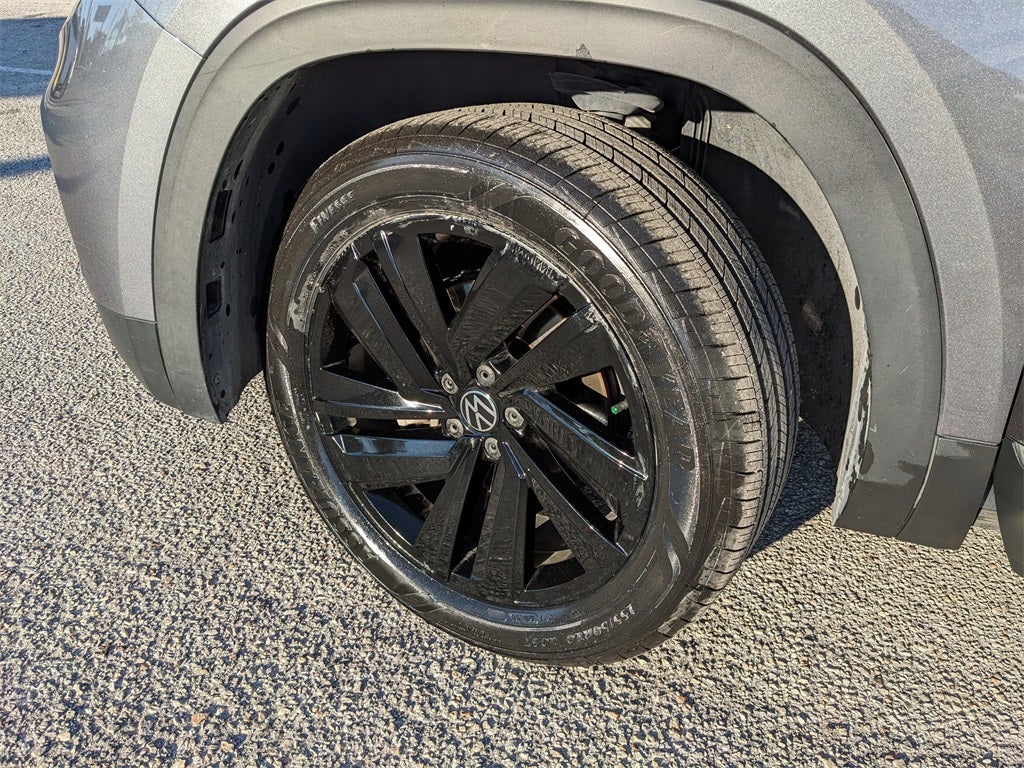 2023 Volkswagen Atlas Cross Sport 2.0T SE w/Technology