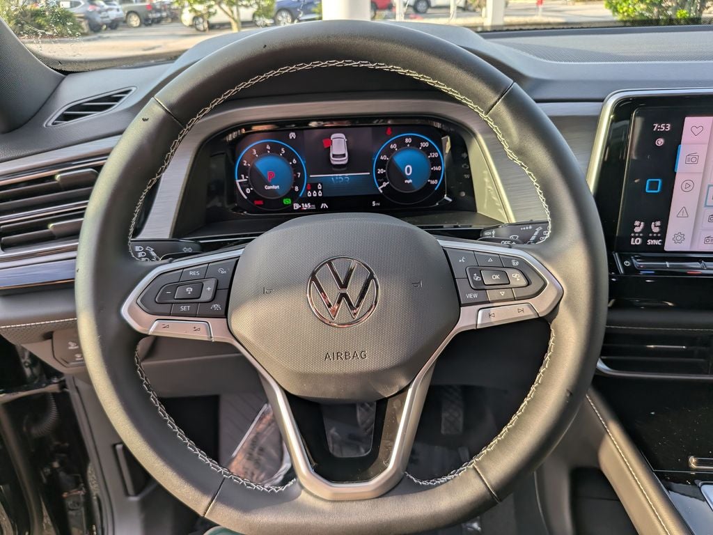 2026 Volkswagen Atlas Cross Sport 2.0T SE w/Technology