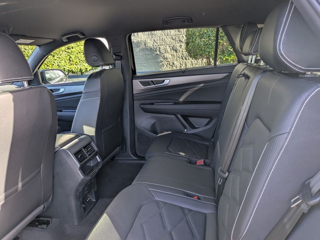 2026 Volkswagen Atlas Cross Sport SE w/Technology