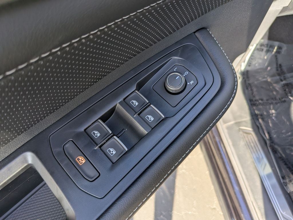 2026 Volkswagen Atlas Cross Sport SE w/Technology