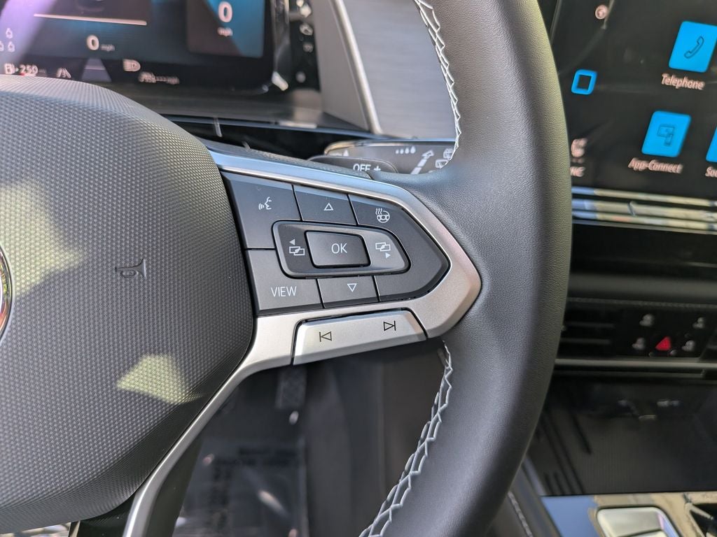 2026 Volkswagen Atlas Cross Sport SE w/Technology