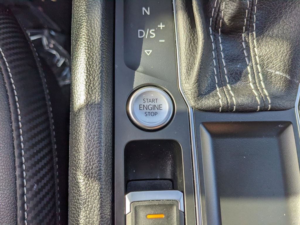 2023 Volkswagen Atlas Cross Sport 3.6L V6 SE w/Technology