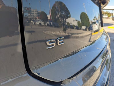 2025 Volkswagen Atlas Cross Sport 2.0T SE w/Technology