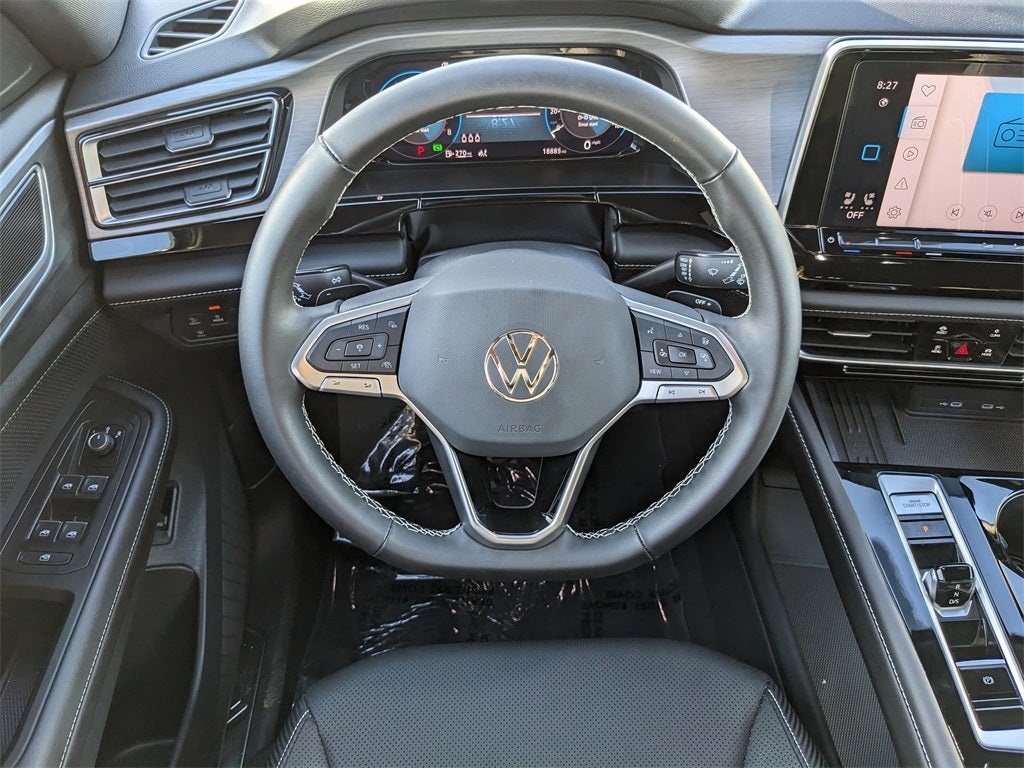 2025 Volkswagen Atlas Cross Sport 2.0T SE w/Technology