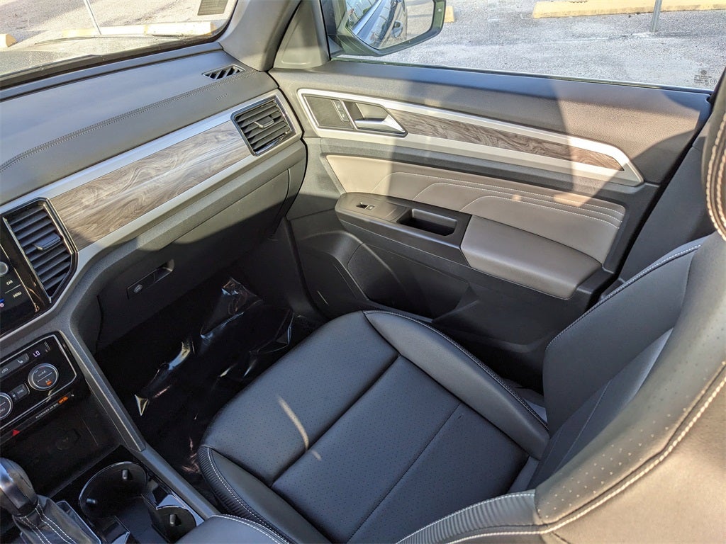 2023 Volkswagen Atlas Cross Sport 3.6L V6 SE w/Technology