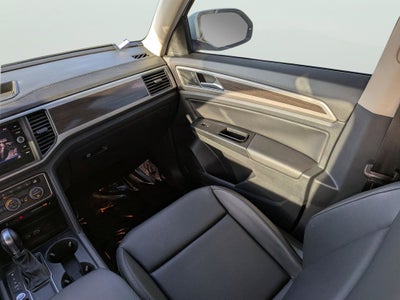 2019 Volkswagen Atlas 2.0T SE w/Technology w/Technology