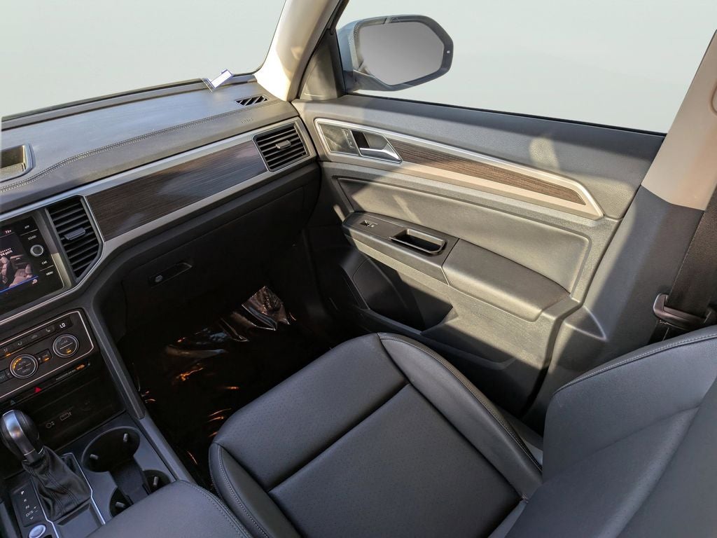 2019 Volkswagen Atlas 2.0T SE w/Technology w/Technology