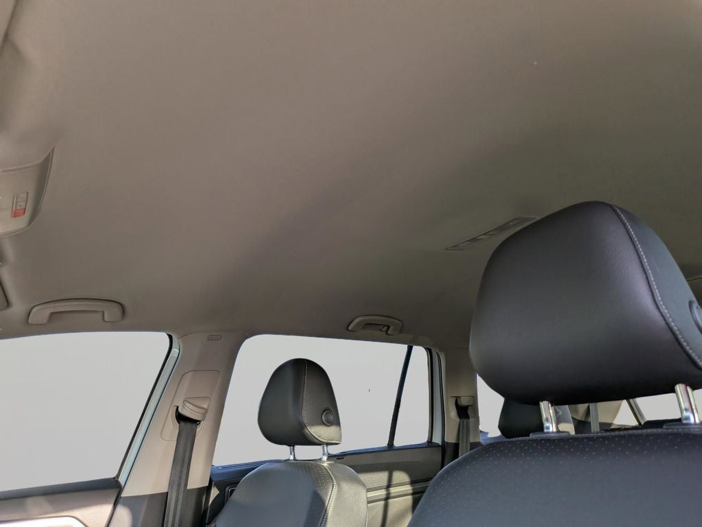 2019 Volkswagen Atlas 2.0T SE w/Technology w/Technology